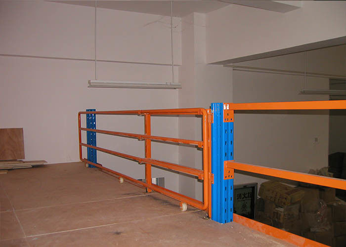 2 níveis de rolamento a frio Racks de armazenamento de aço industrial Plataforma Cor laranja / azul