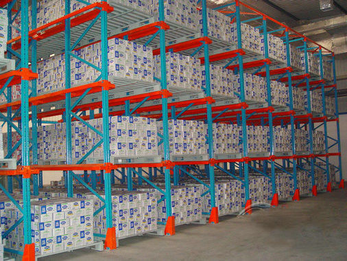 Acero laminado a frio Drive-in Drive-through Racking System para armazém industrial