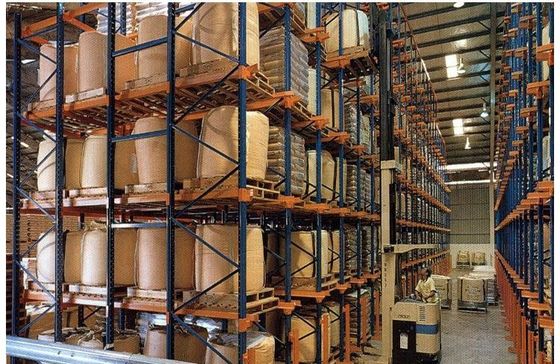 Sistemas de armazenamento de racks de paletes para armazenamento a frio