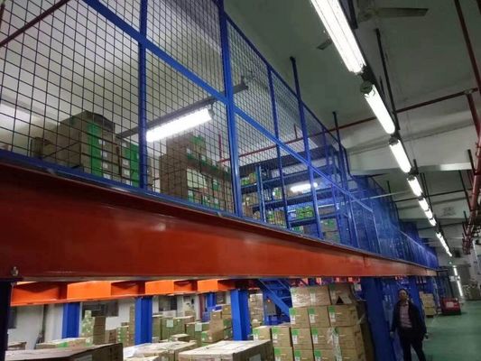 Sistemas de mesaninas industriais personalizados para pisos de mesaninas de paletes de vários níveis
