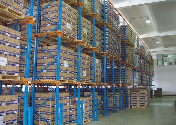 5000 mm Dispositivo de alto volume em estantes de paletes laminados a frio para armazém