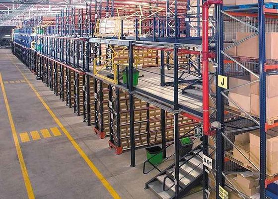 Sistemas de armazenamento de mezanino de aço industrial de vários níveis com suporte de prateleira