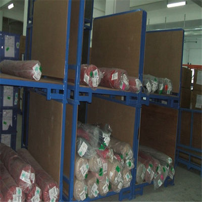 Contenedor de armazenagem e transporte de tecido metálico dobrável