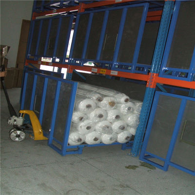 Contenedor de armazenagem e transporte de tecido metálico dobrável