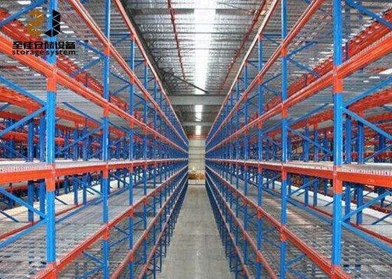 Galvanização Dimensões personalizadas Facil montar pallet rack Decking de arame