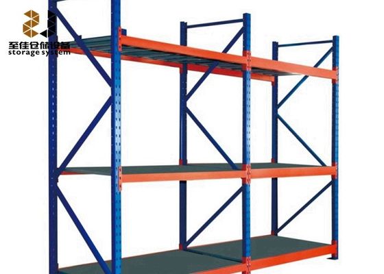 Equipamento para armazenagem de material metálico