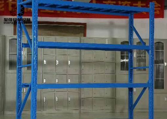 Máximo de 4500 kg por nível de protecção contra corrosão