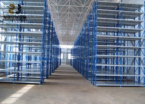 Máximo de 4500 kg por nível de protecção contra corrosão