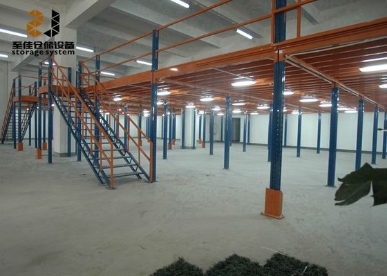 Sistema de estantes de armazenamento de mezzanine industrial