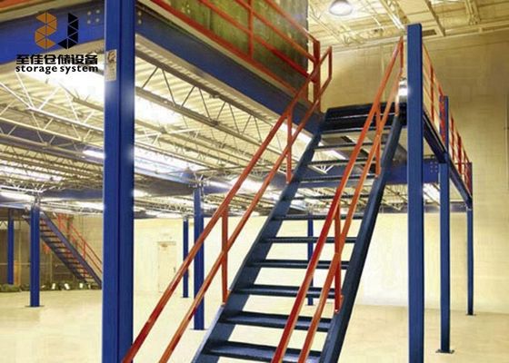 Repositório sem parafusos / rivet Max 6000mm vertical para uso de armazém Deck de mezzanine