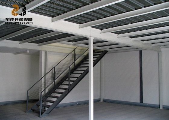 Armazém industrial de vários níveis de carga pesada