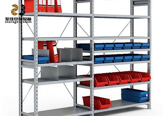 Equipamento para armazenagem de aço laminado a frio