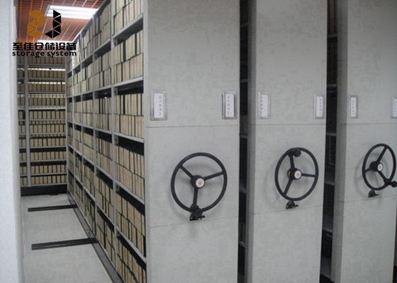 Sistemas móveis de prateleiras cinzentas / Sistemas de arquivos de alta densidade