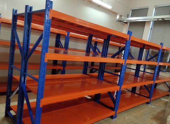 100-200 kg Super Light Duty Rack de armazenamento de aço liso camada ajustável 2-8