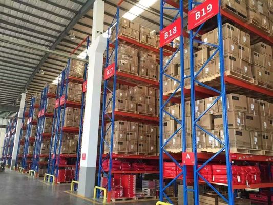 Organização de armazém pesado com estante de armazenamento pesado